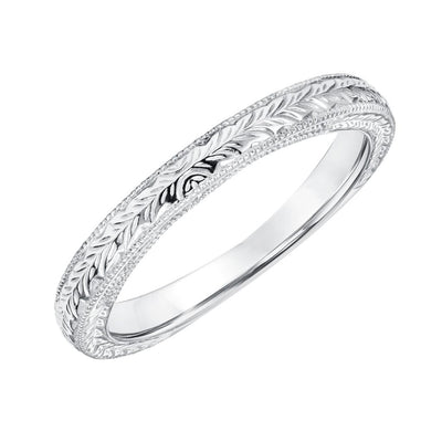 How to Find Her Perfect Wedding Band